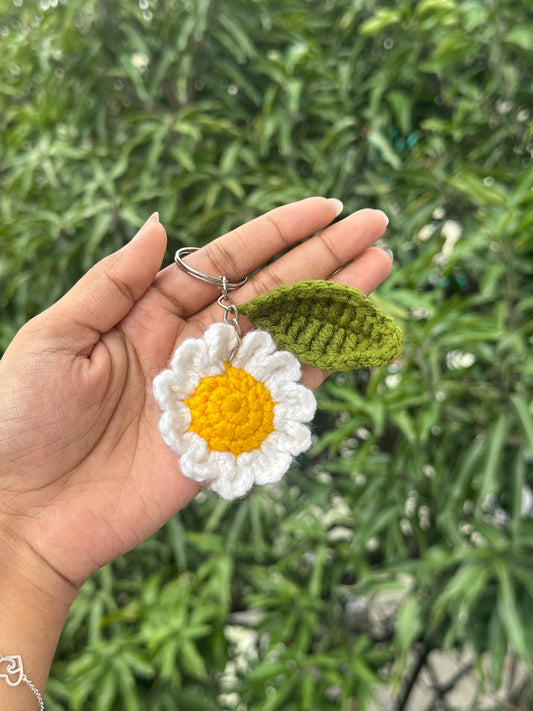 White daisy Keychain