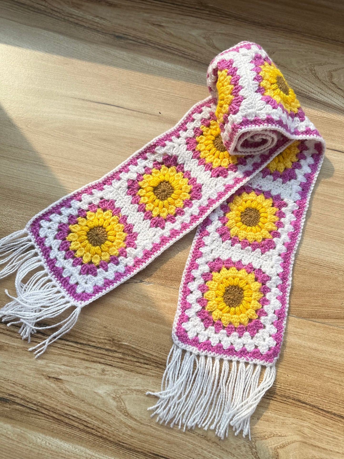 Granny square mufler