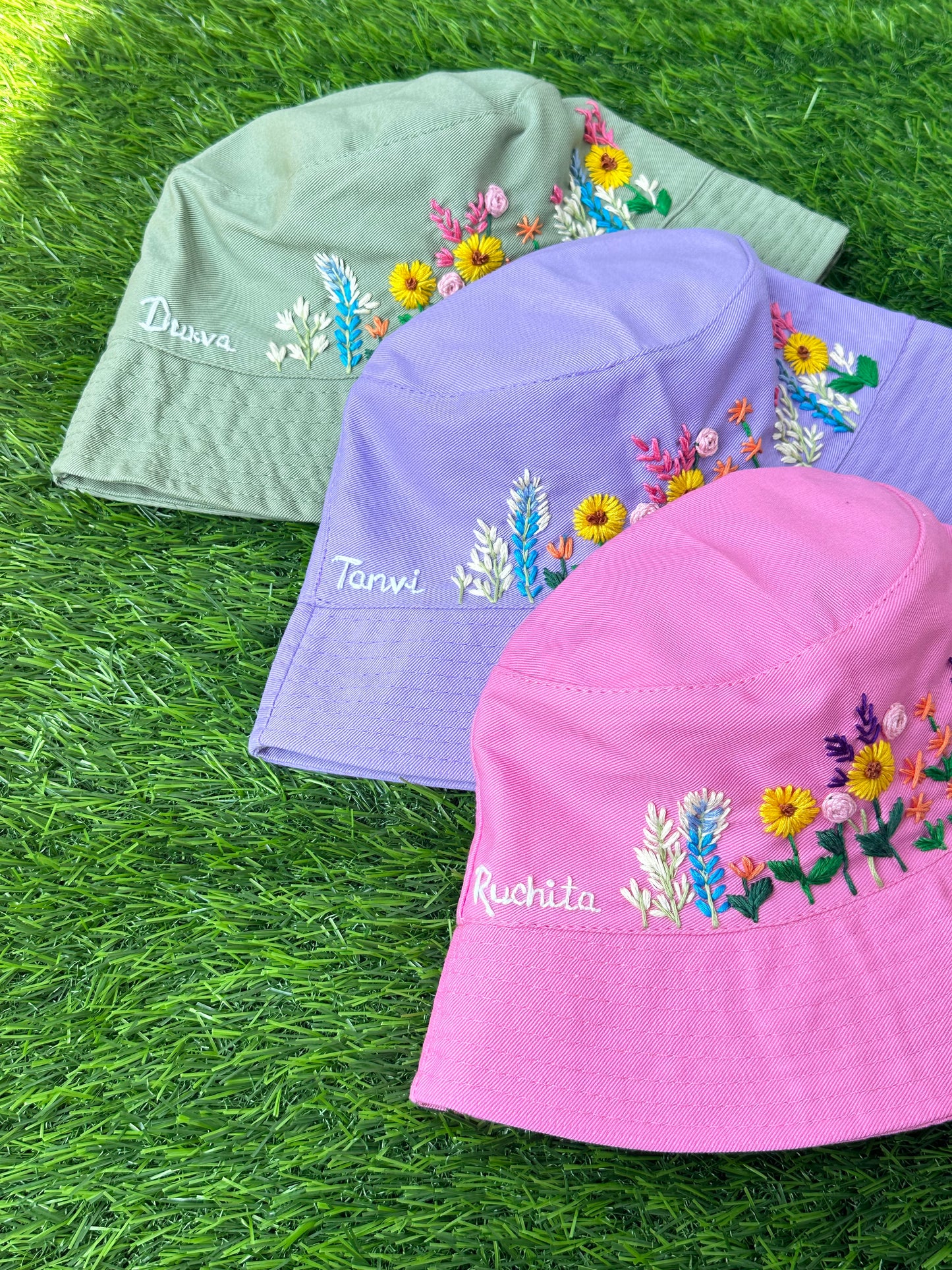 Name + floral embroidery hat