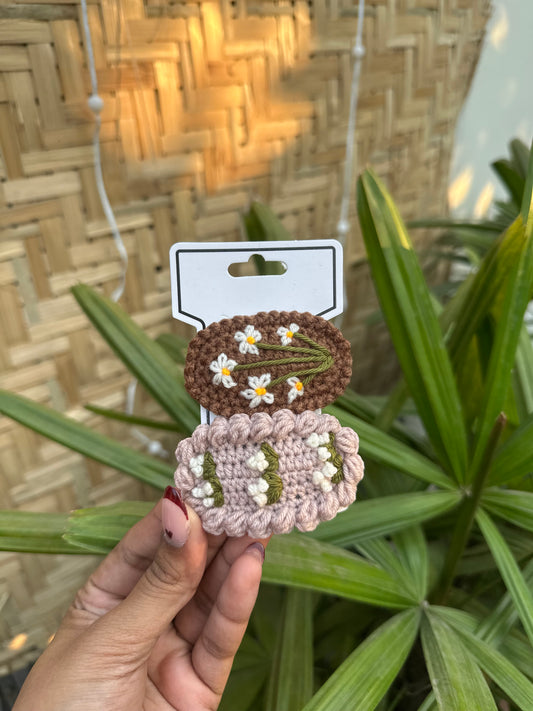 Crochet hair clips