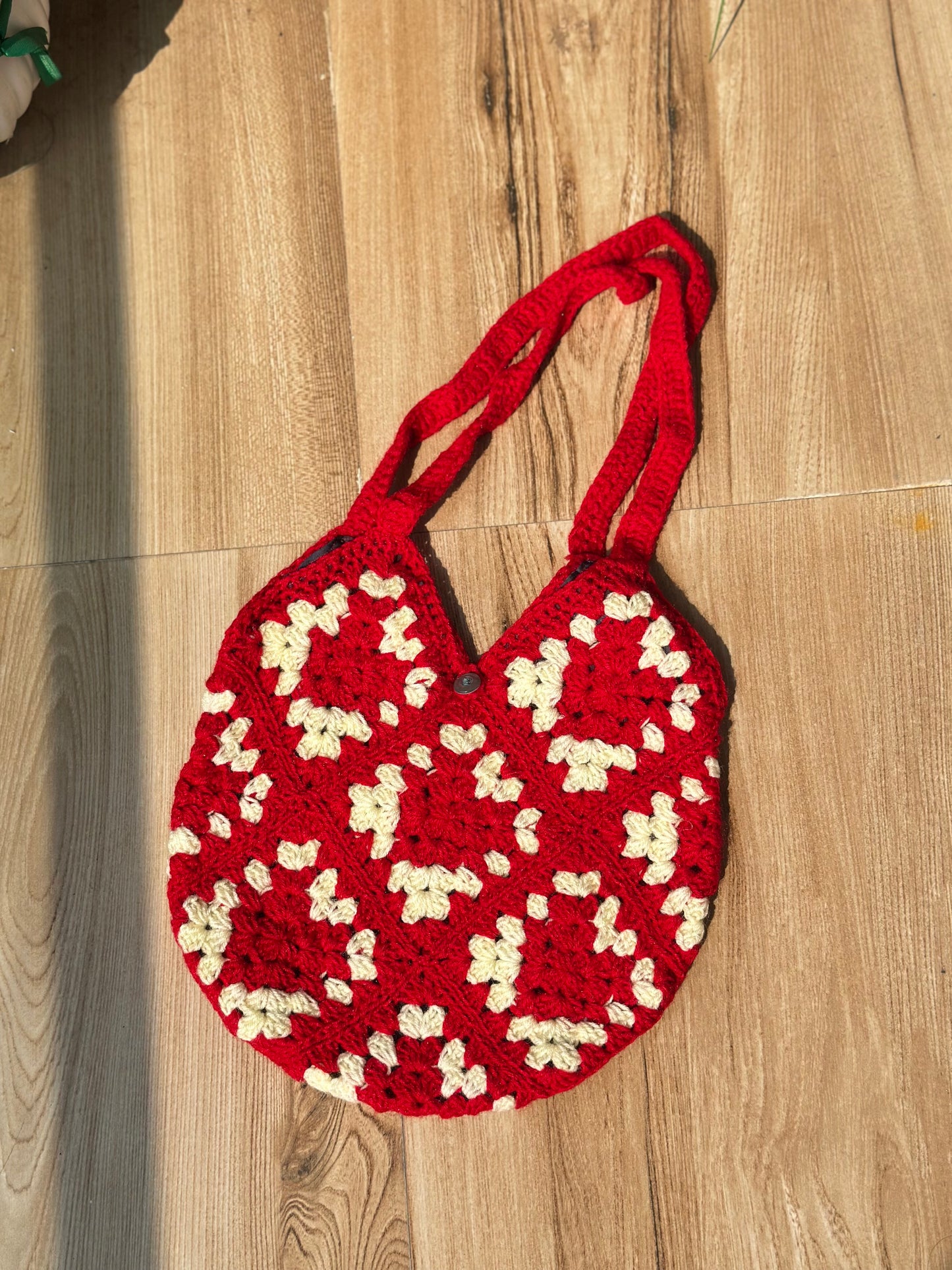 Red crochet tote bag