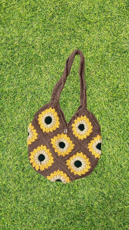 Floral crochet tote bag