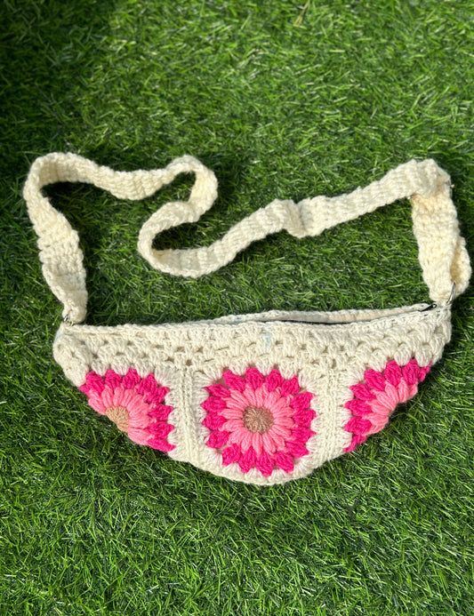 Crochet floral crossbody bag