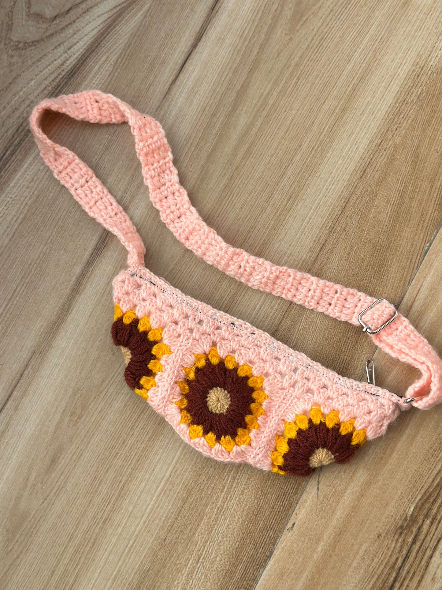 Crochet floral crossbody bag