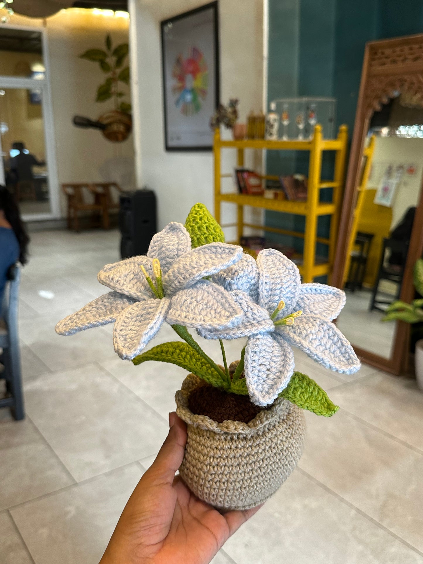 Twin Lily pot