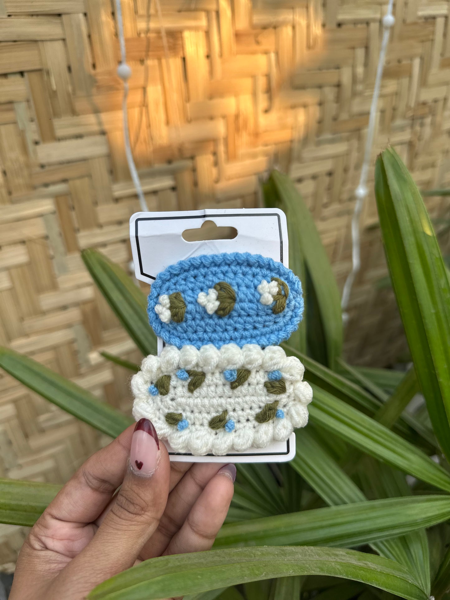 Crochet hair clips
