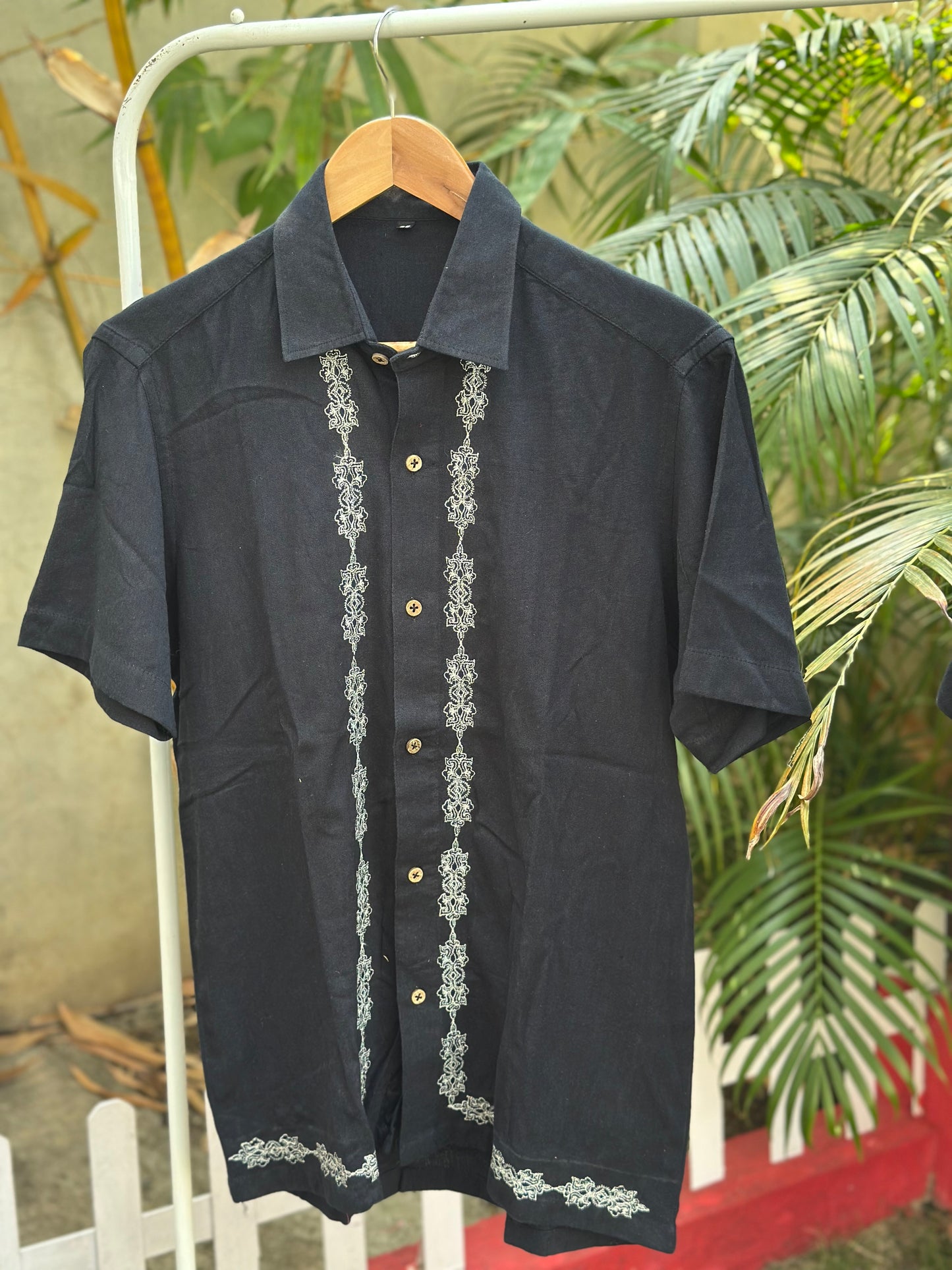 Embroidery black shirt