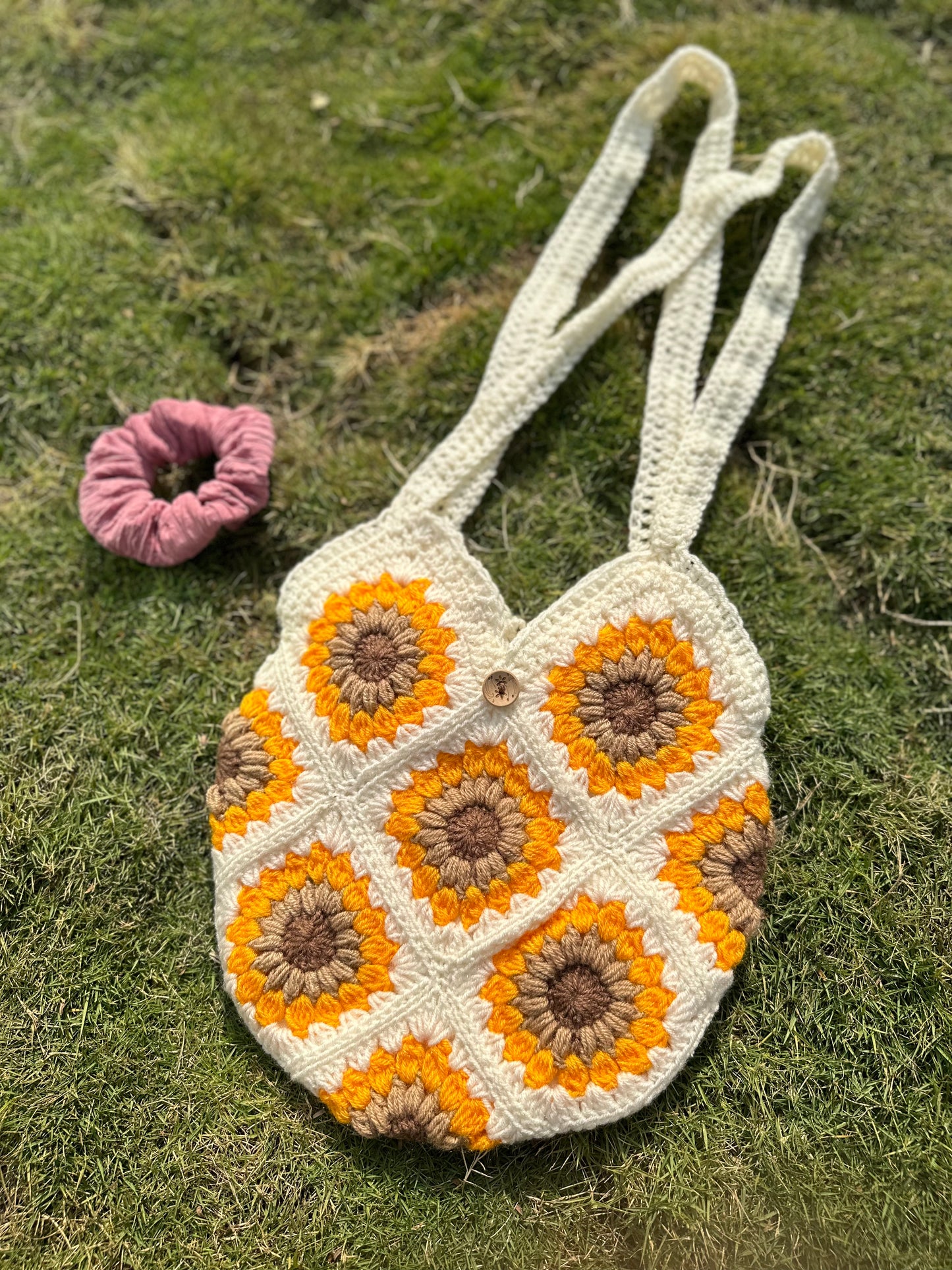 Sunflower crochet tote bag