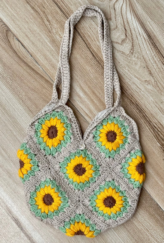 Floral crochet tote bag