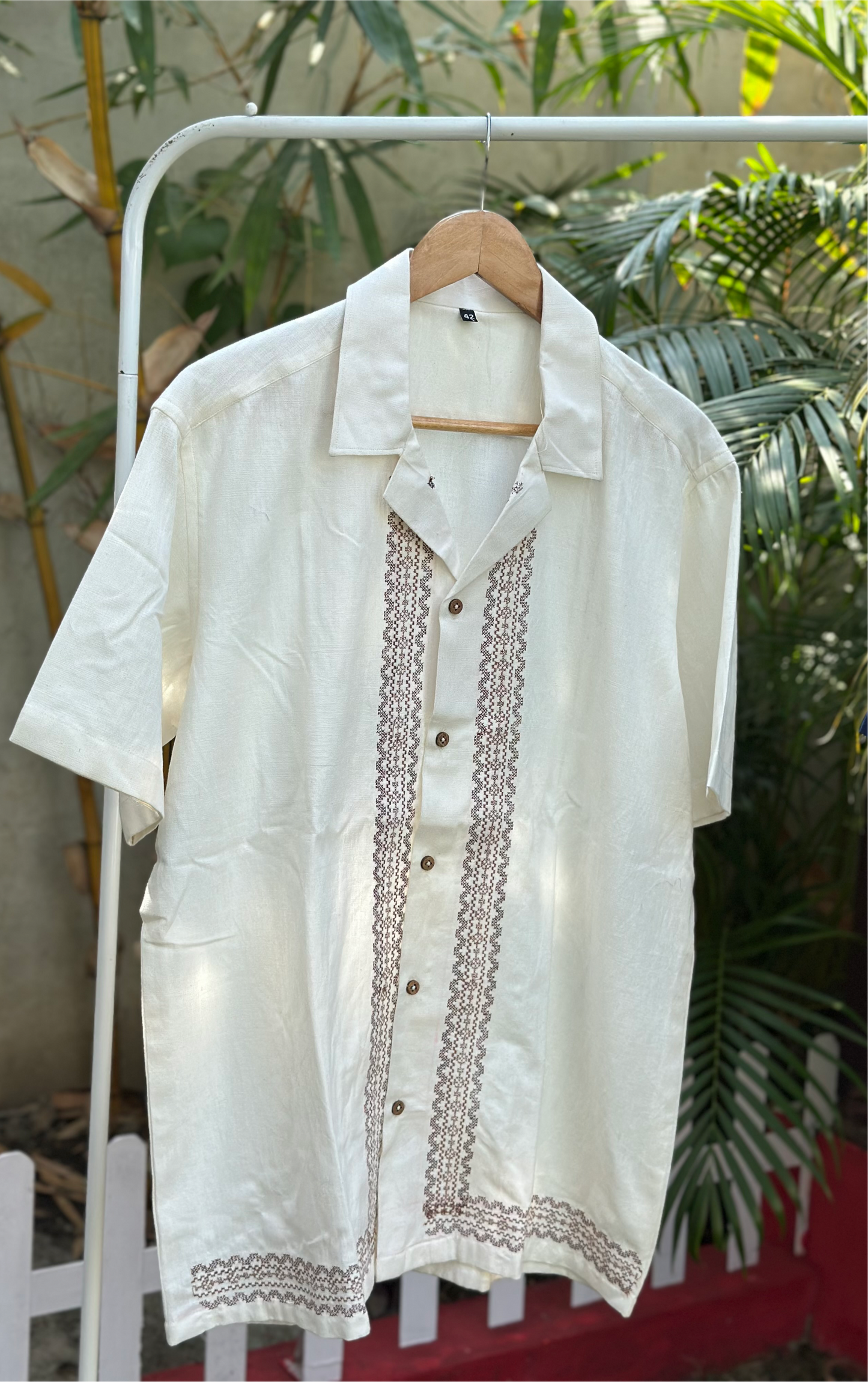 Embroidered cotton shirt